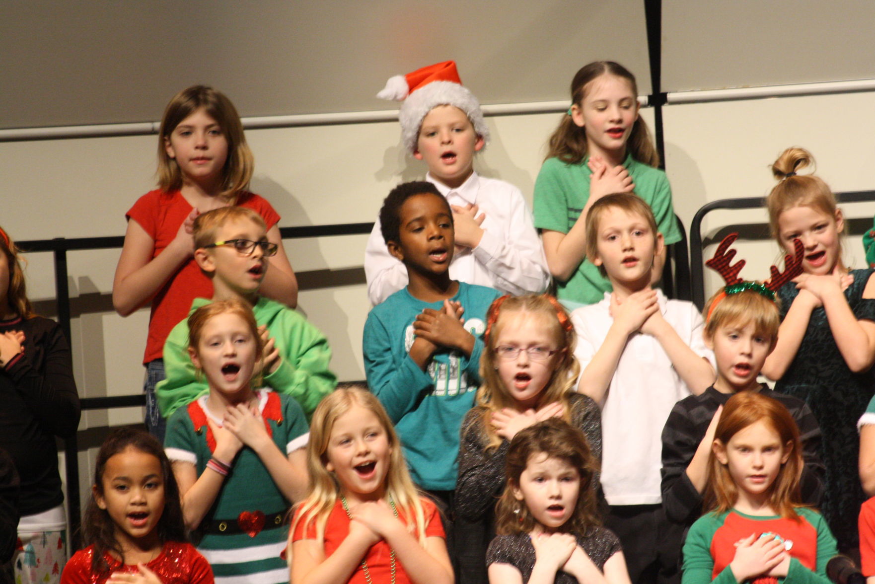 FC 2nd Grade Concert (13).JPG